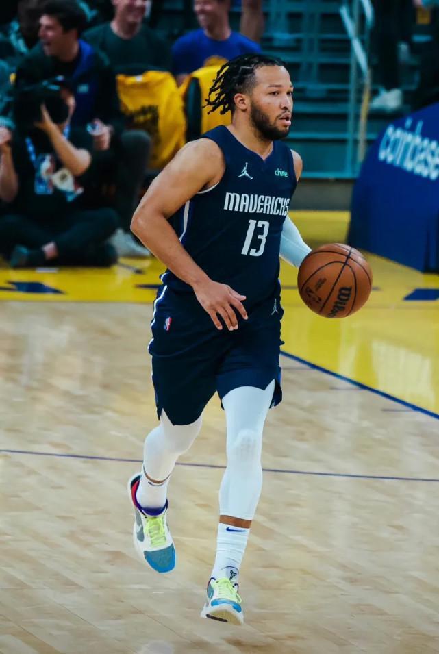 正手进攻而 正手进攻而