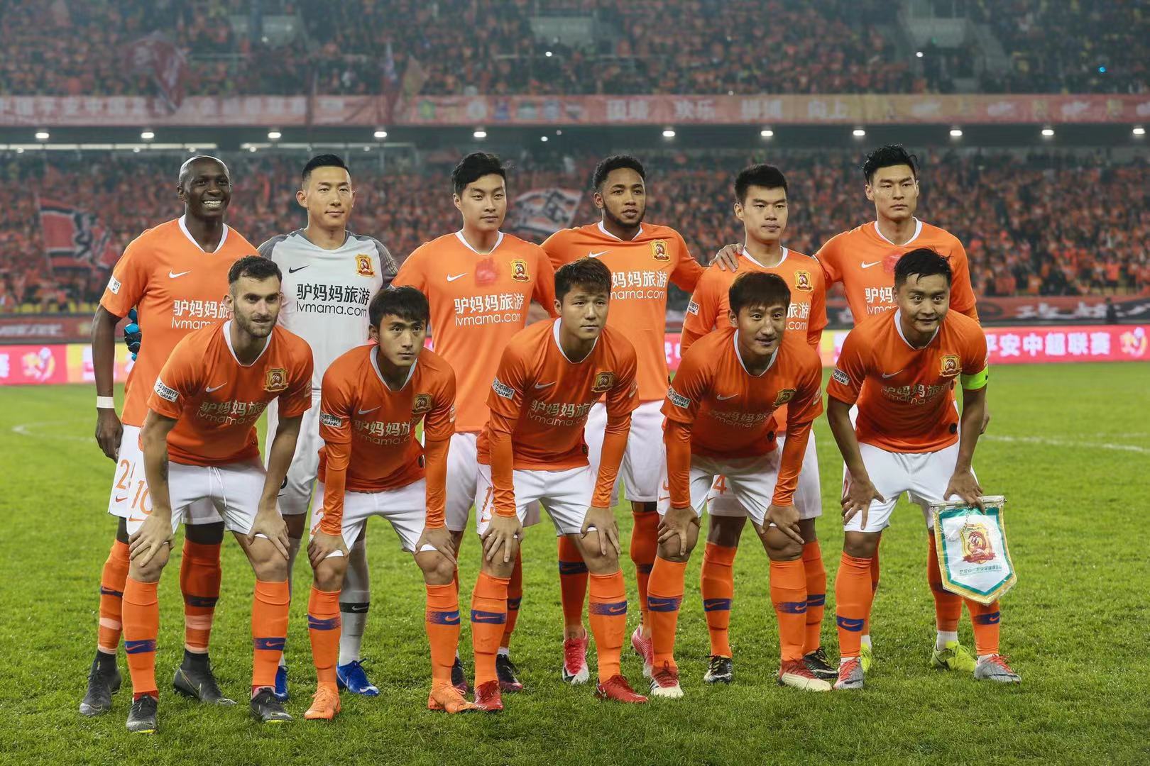 几位年轻选 几位年轻选